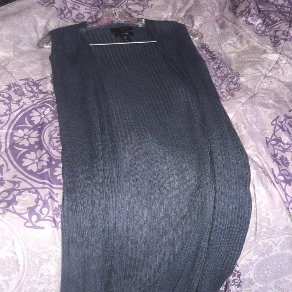 Muted blue linen sleeveless shall